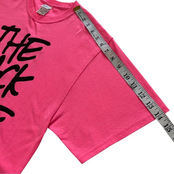 Graphic Tee THE BLACK HOLE Raw Hem Fluorescent Pink Black Medium M - Picture 9 of 12